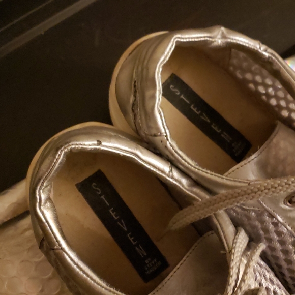 Steven By Steven Madden Silver Sneakers Size 9M - Picture 4 of 11